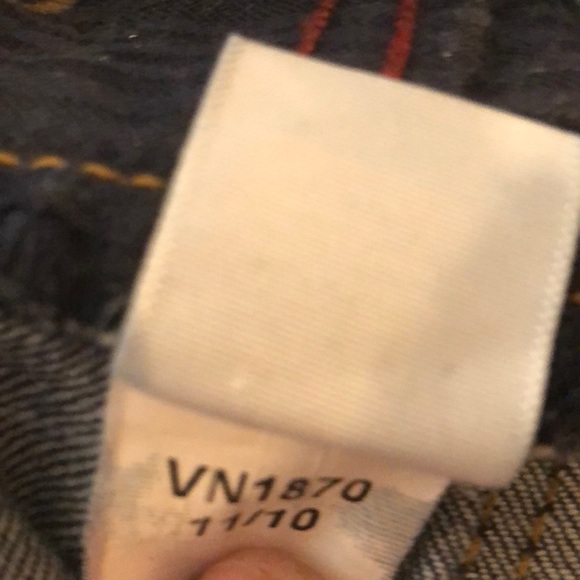 SIGNATURE DISTRESSED/DARK WASH 6P BOOT CUT JEANS - Picture 6 of 8